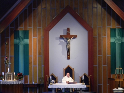 Fr. Peter at Mass in the Church of St. Ann, Niagara Falls